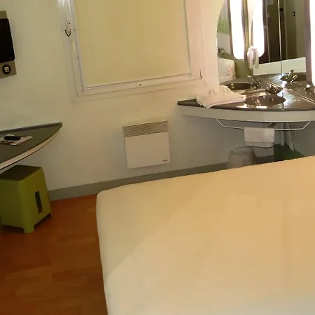 Hotel Ibis Budget Centre Gare Caen